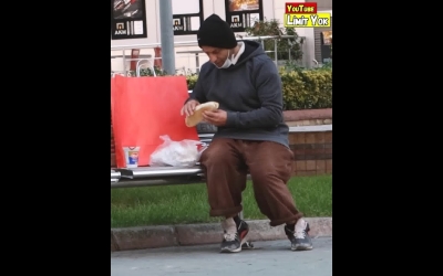 Son zamanların en çok izlenen iyilik videolarımızı derledik. ( İYİLİK KAZANACAK )